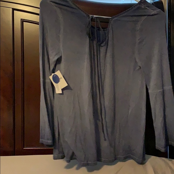 NWT - Picture 2 of 4